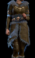 Hide Armour dyed lavender worn by Shadowheart